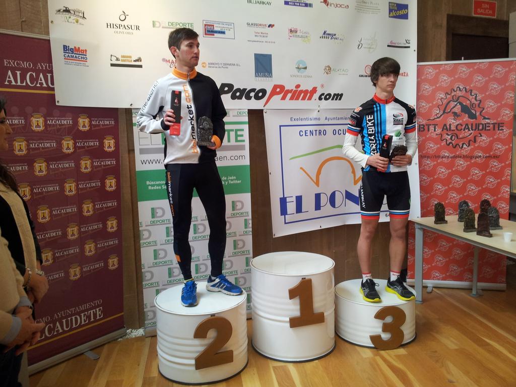 pedrofrias77's tweet photo. Cazorla Bike Team en Alcaudete, podium de Mario 3º en categoría Junior http://t.co/OfhDvyX17N