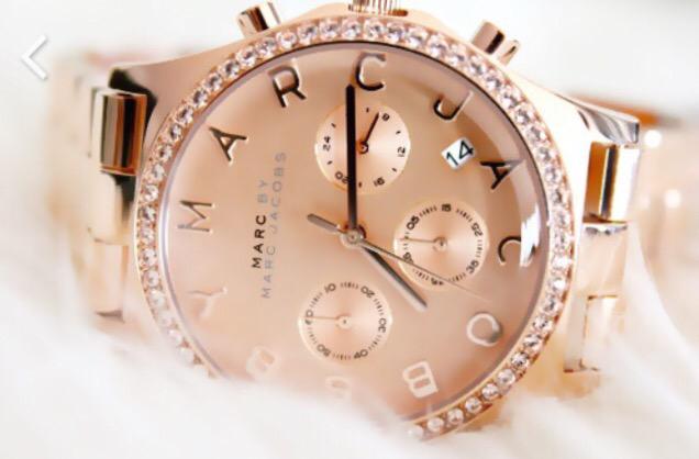 mellypic's tweet photo. #marcbymarcjacobs #marcjacobs #watch #rosegold ❤️❤️❤️ http://t.co/up0wCRuaE7