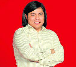 Colmenero's tweet photo. Ya decía que que me sonaba de algo. 😂#LaVoz3 http://t.co/HXdBWWbUEV