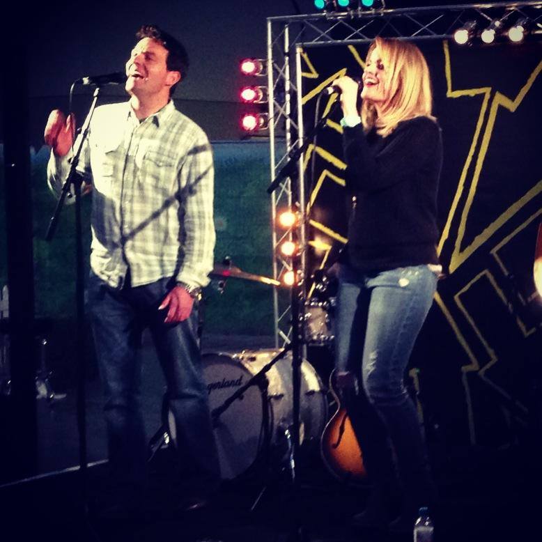 AnitaCastleberr's tweet image. Did you VOTE today? One more week to make @lesleypike Canada's Best new Artist! #WhiteLies fb.me/291BLnWOz