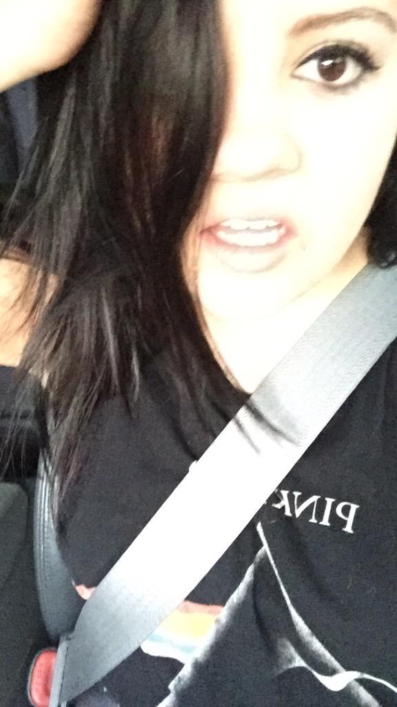 kittyxcth's tweet photo. I like taking selfies http://t.co/Tl77X22lKX