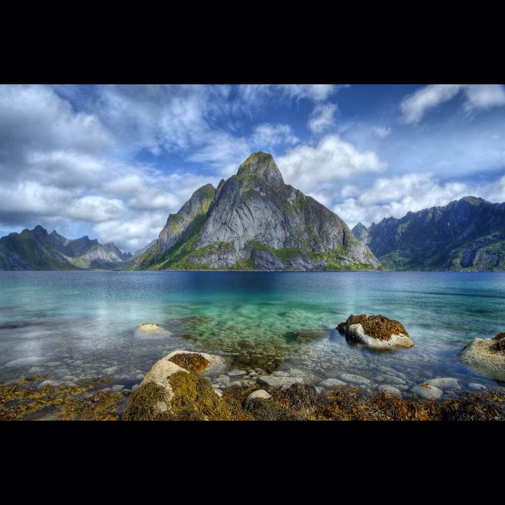 DStrattonPhoto's tweet image. Olstinden Mountain Lofoten 
 
Sitting on the Reinefjord watching the tide just role away.