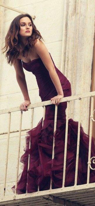 KiuMichelle's tweet image. Leighton Meester. FAV so te gusta el vestido 💋