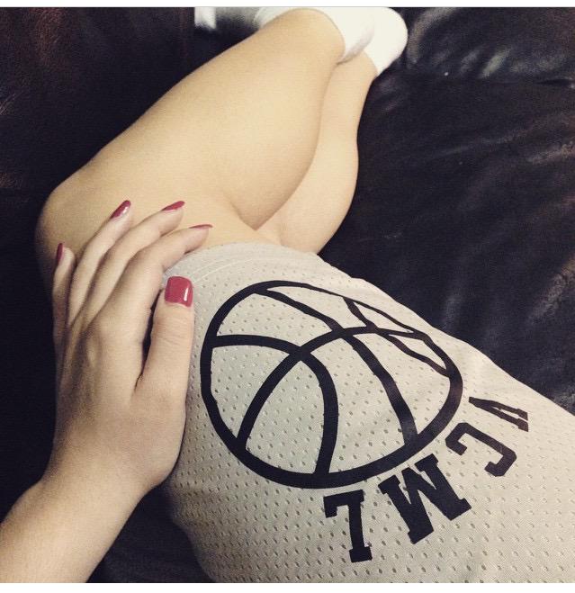 FLEEDAGOD's tweet image. 