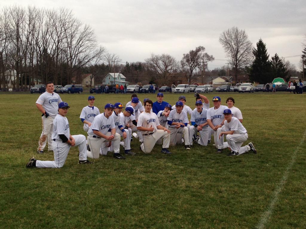 SenecasBaseball's tweet photo. Senecas win! 4-3 over New Riegel Blue Jackets! @PBR_Ohio http://t.co/oZRzSMMi57