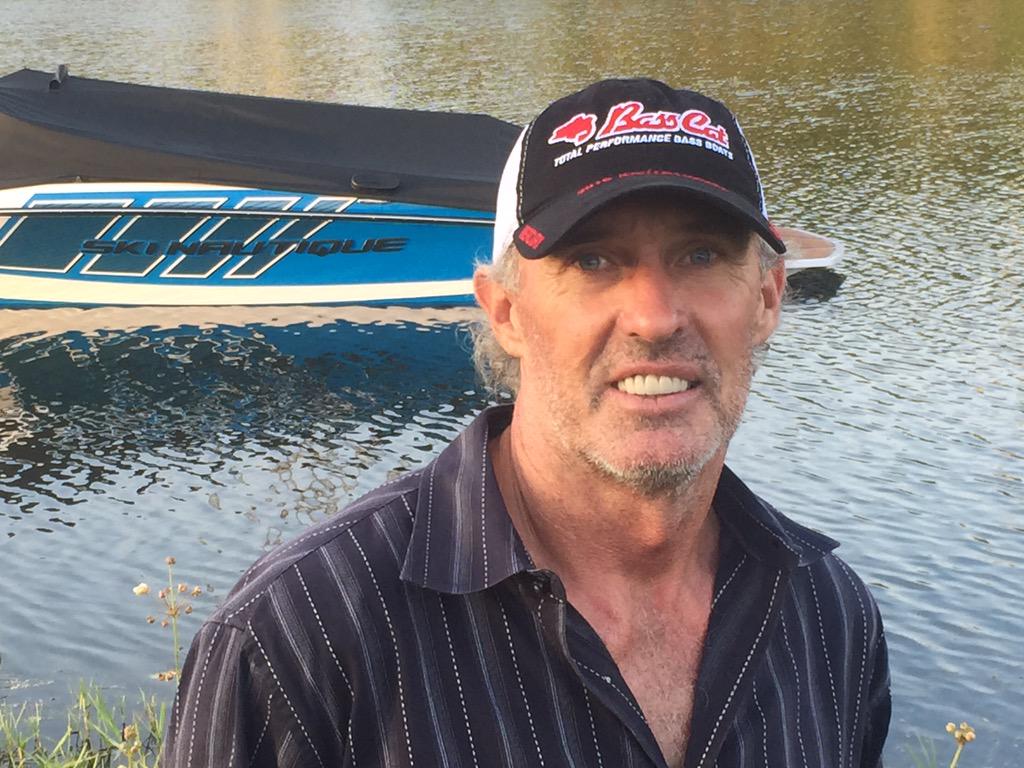 AndyMapple's tweet photo. Just did my agreement with @NautiqueBoats going to catch dinner @BassCatBoats @mapplesports @MappleSkis http://t.co/dVbWSHxegx