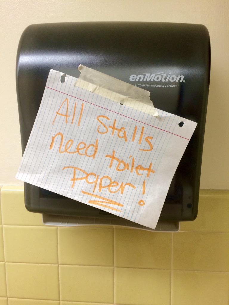 mroszak18's tweet image. 🆘 Girls bathroom 2nd floor McBryde- Automatic 1/10 (courtesy sign being the only redeeming quality) @VaTechPoops