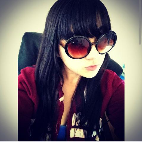 FansYoutubeMex's tweet photo. "@SandyCoben: Me corte el pelo. Les gusta o ya me mato? https://t.co/vvauTYJ7ri" Parece peluca, pero igual me gusto 😘 http://t.co/dtv8baUt0w