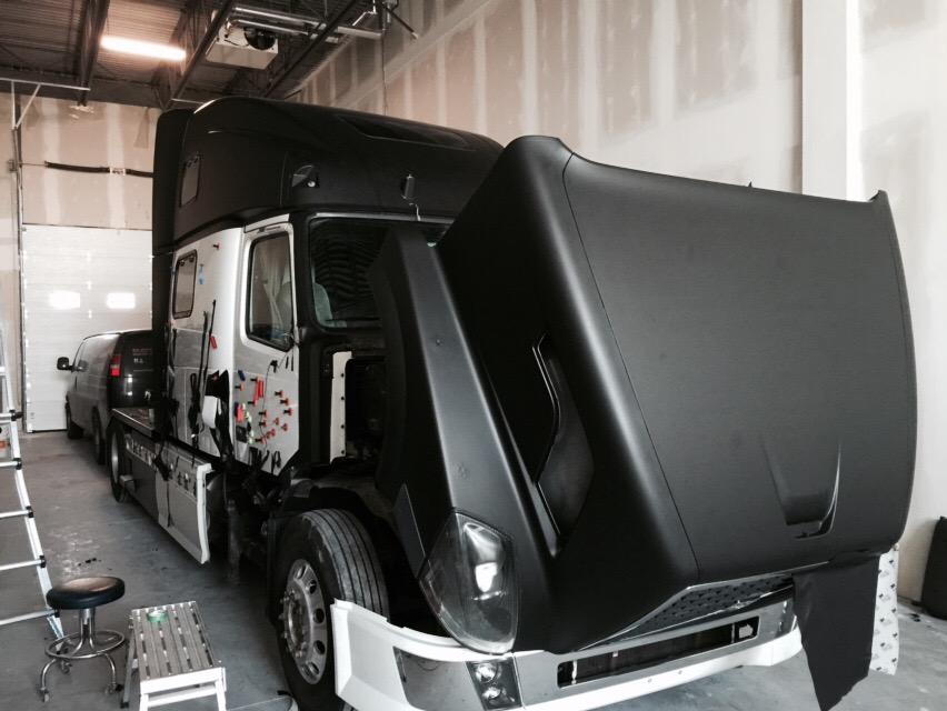 InkdGraphicsCa's tweet image. Getting closer to completion. #jobwelldone #business #Advertising #mobileadvertising #bigandbeautiful #truckwrap #Wow