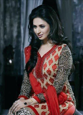 Vikramk93943336's tweet photo. Good morning  frds 
@Divyanka_T 
@Divyanka_TFC 
@Karan_Divyanka http://t.co/ElruXplIEh