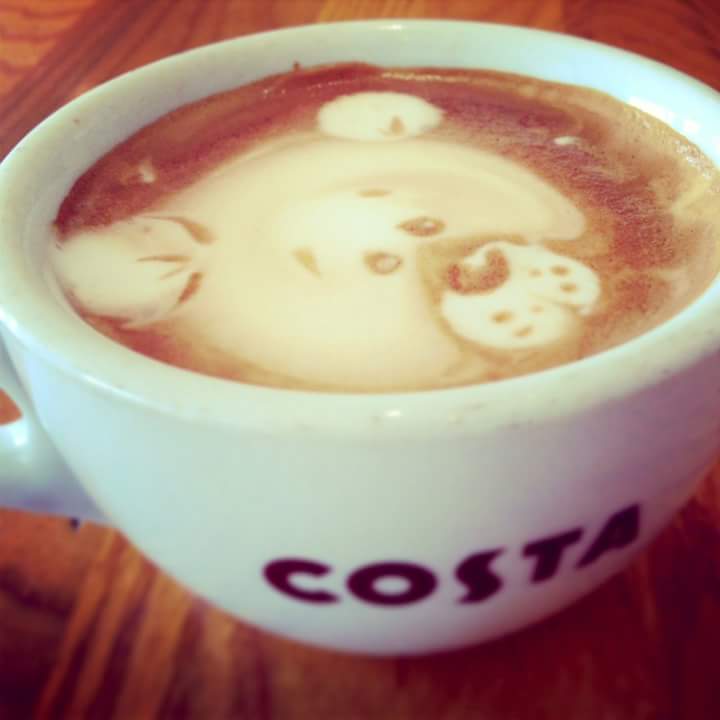 CostaCoffeeRS's tweet photo. Hmm, izgleda da mi je meda upao u kafu :) #costa #latteart #morning http://t.co/nFmxUfRbyN