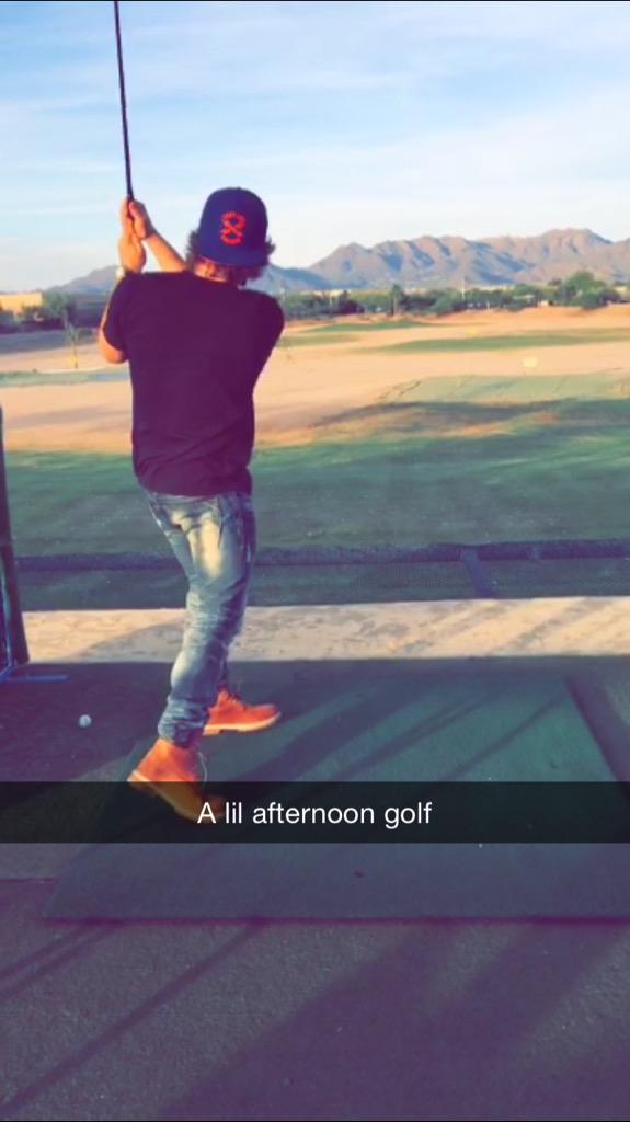wesleystromberg's tweet photo. Follow my Snapchat ( wessnappinchats ) for a good time http://t.co/GaW3XJxSQW