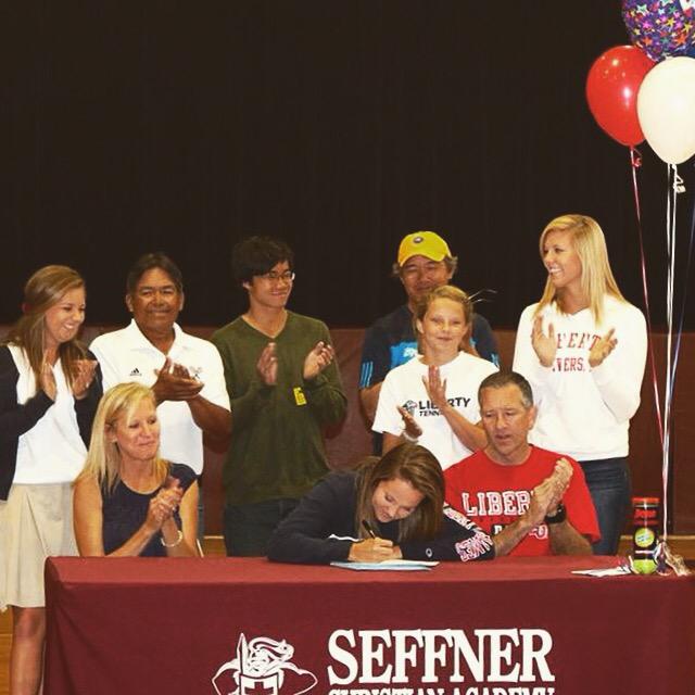 audreybrownn's tweet photo. So blessed to be able to play division 1 tennis at Liberty University❤️🔥🎾 Thank you to everyone who made it possible http://t.co/YBUCYgOs6f