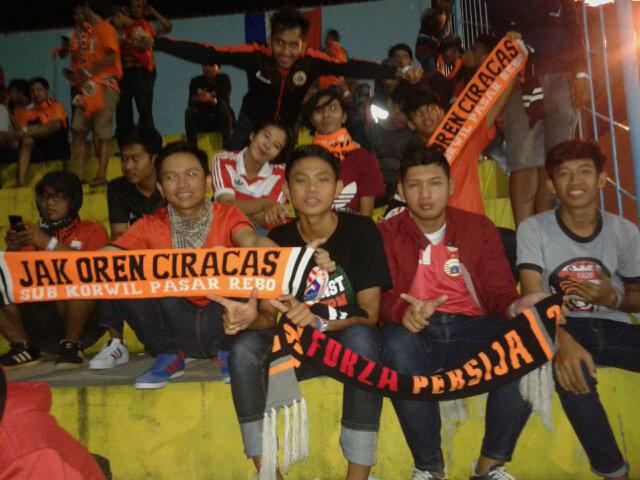 Dstan_Store's tweet photo. Jakmaniaciracas&amp;crewdstanstore #awaymalang http://t.co/FsLnIk6J2I