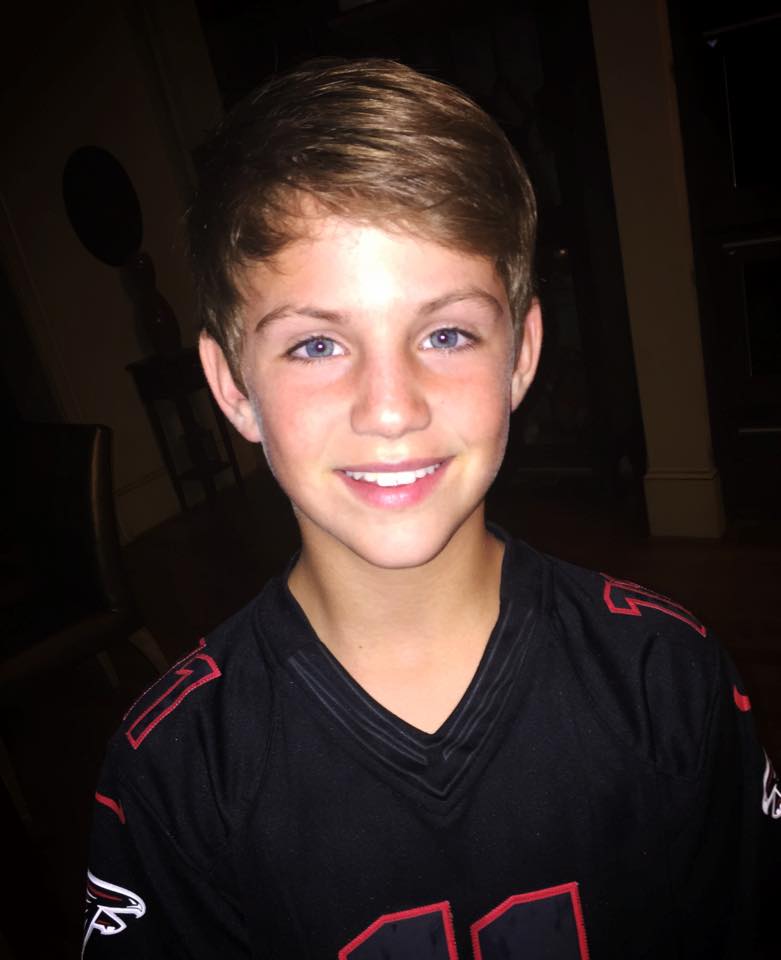 MattyBrapsL's tweet photo. Matty publico;Esta noche Ensayo preparándose para dos conciertos de la Florida este fin de semana ! Emoticono sonrisa http://t.co/DPLHKKvOrn