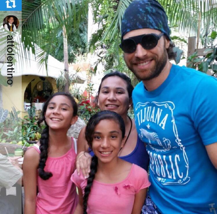 RulliMundial's tweet photo. #Repost @attolentino
・・・
@priego84 @astrithj y @abigailt.g con @sebastianrulli #playadelcarmen #cuevadelchango http://t.co/XSMmKYzJeP