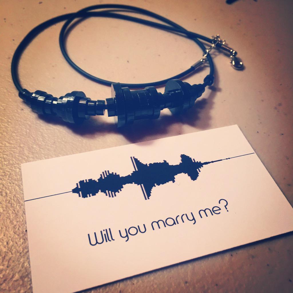 resonatejewelry's tweet photo. Enter the code on the back of the card to hear your loved one pop the question! #soundwavebracelet #projectresonate http://t.co/xhy9tmBQLN