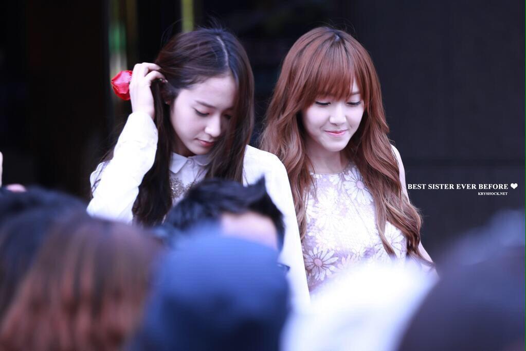 Fsoo1024's tweet photo. ☪

Jung sisters 

.
https://t.co/JOyBCfXIEg