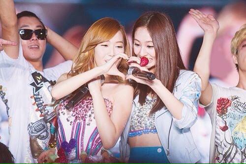 Fsoo1024's tweet photo. ☪

Jung sisters 

.
https://t.co/JOyBCfXIEg