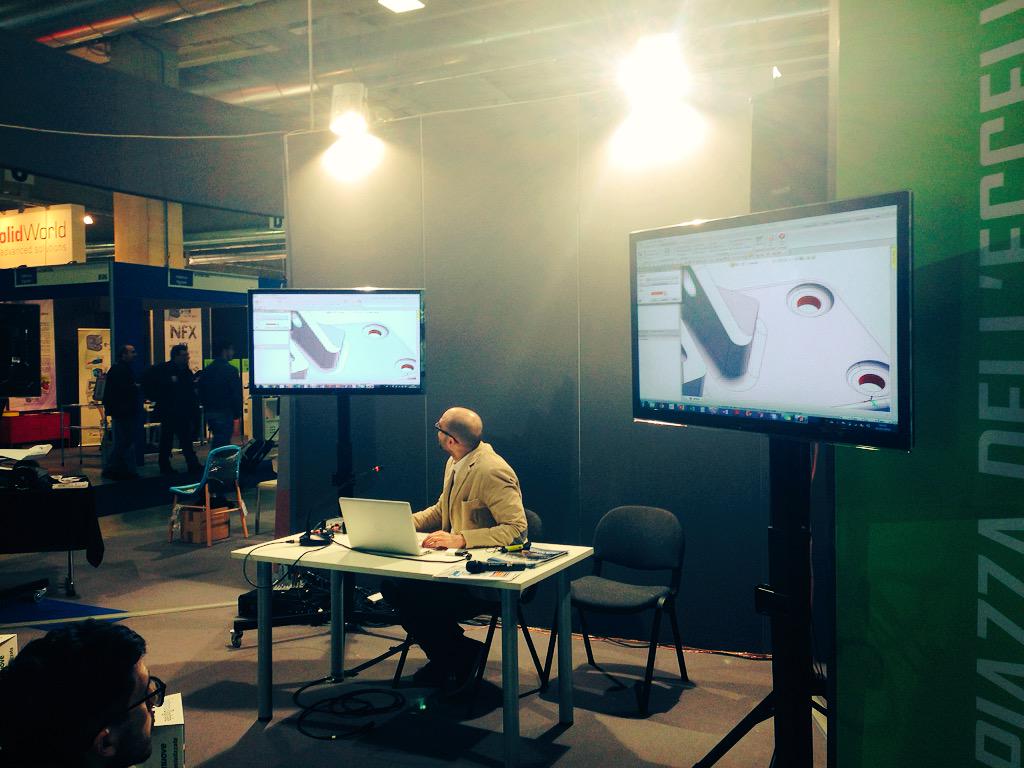 matteovettori's tweet photo. Back in #SimulationSquare presenting @nfxita #midasNFX with @eFEMsrl and @enricobedogni http://t.co/8WIOxG3IuN