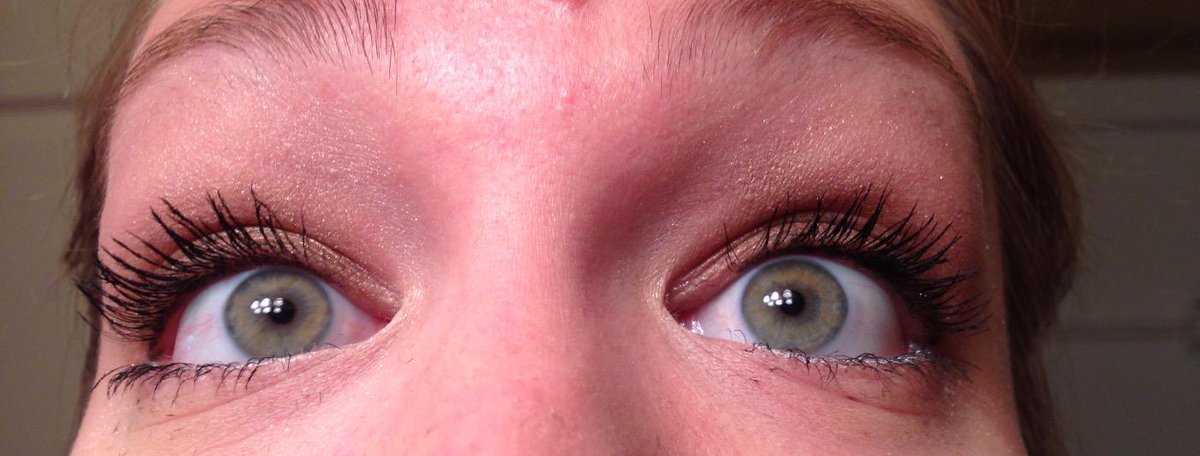 Zag0oo's tweet photo. Not even my eyelash food could achieve this look ! #totallyrealnotfake #3dlashes http://t.co/c1KcQJ7cMH http://t.co/pFPAs4YmrK