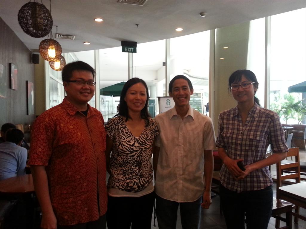 ericcyee's tweet photo. @sethskim I met genie today at sbux (2nd from the left)- part of @HMCC_AA in 97 &amp; calls u pastor sung #smallworld http://t.co/6T7s9TKwfh