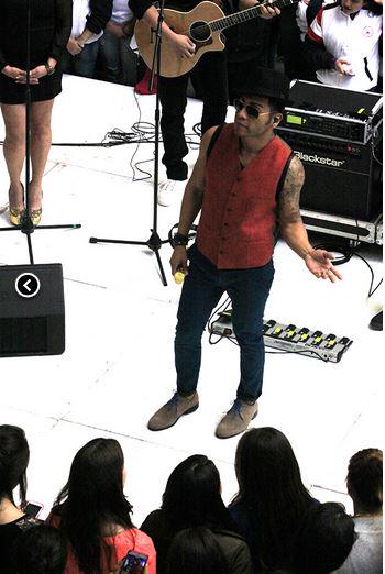 SAMOALLSTAR's tweet photo. "@samoengto: "@SamoChiquitas: #SAMOPICS Así lució @SAMOALLSTAR la semana pasada en el concierto en la @EBCcampusSLP http://t.co/lx5EPx0apq"