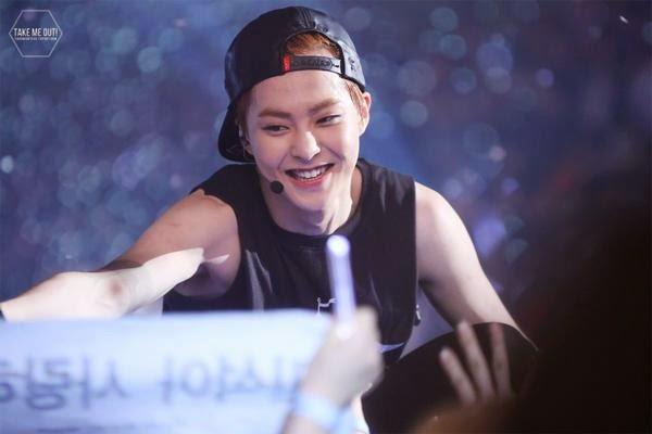 SMTOWN_WORLD's tweet photo. Happy birthday to EXO's Xiumin http://t.co/gTlDRLQom1