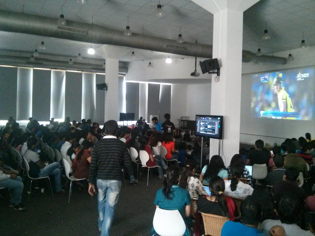 Average_Papa's tweet photo. Clarke's wicket and @saplabsindia celebrating  #IndvsAus http://t.co/PoIkWZKNhw