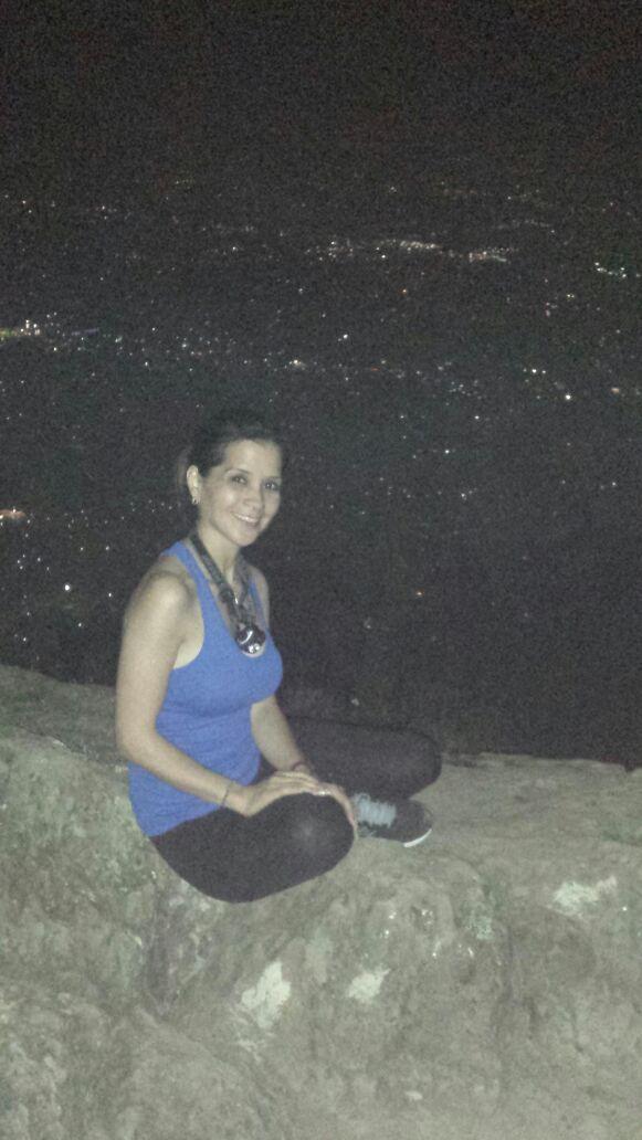 cachegrdz's tweet photo. Noche de subir el cerro #ElChupon http://t.co/YB5QuCKjtX