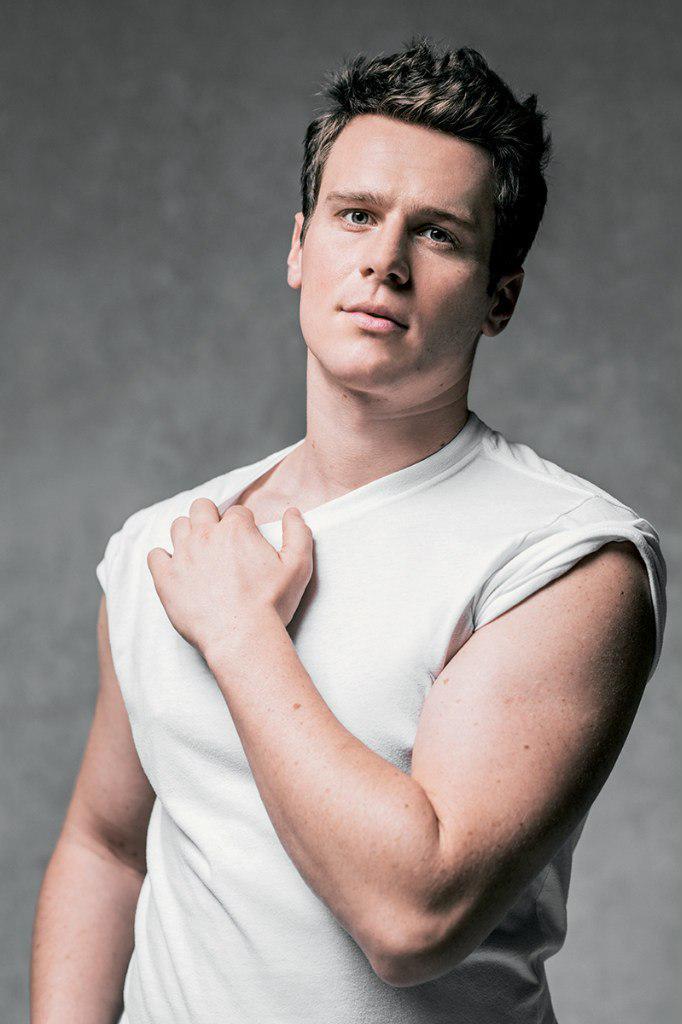 Happy Birthday Jonathan Groff 