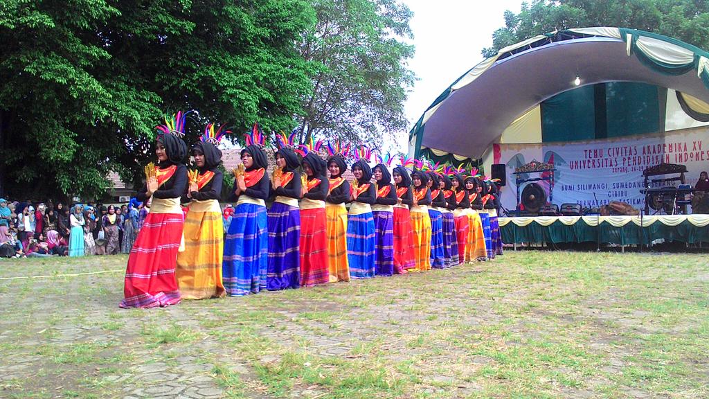TCACibiru2015's tweet photo. Lagi pembukaan TCA nih http://t.co/HPuIbYFIlG