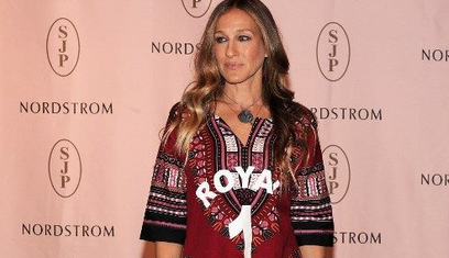  50th birthday celebrated with her Top10 looks 