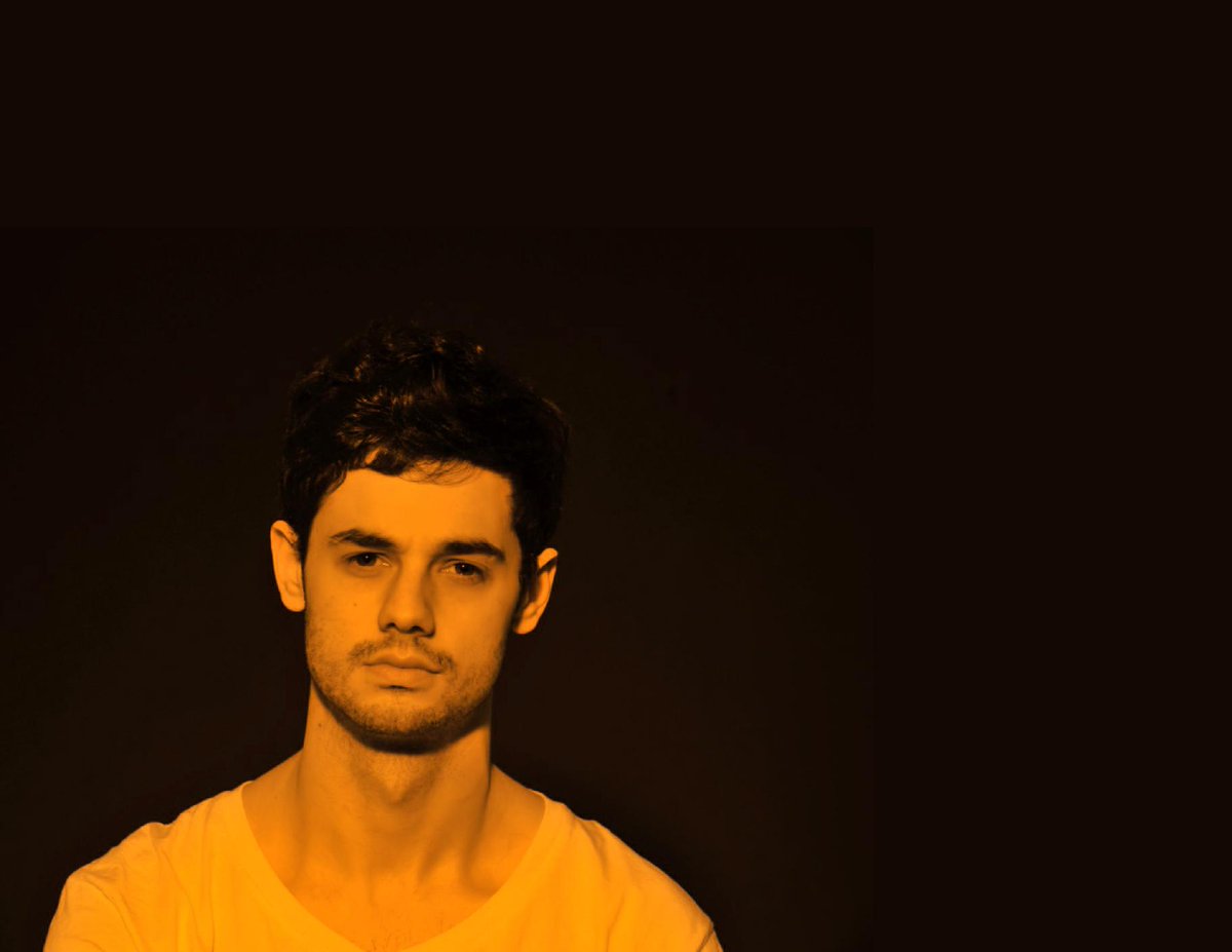 Lunes 30 de marzo: finalistas de #ProyectoDemo y <a href="/Loisband/">Lois</a> en directo en #CapitanDemo A las 20.00 en <a href="/radio3_rne/">Radio 3</a>