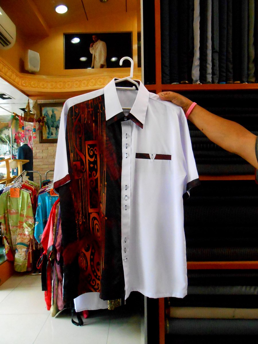 Hemden in Größen, M, L, XL, XXL und XXXL lieferbar. Baumwolle und Seide. tac.asien@googlemail.com