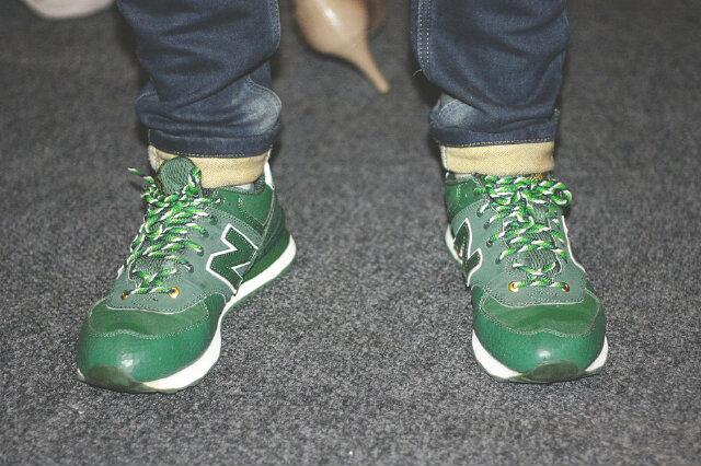 KicksNbalance's tweet photo. Captured New Balance #996 #newbalance #kicks #streets #sneakers #SA http://t.co/AczQvs7ITG