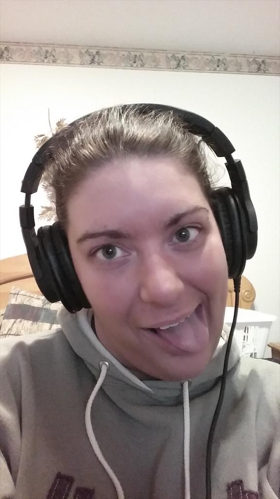 vinneeminnee123's tweet image. 45 hours awake. On track for 48. Hypeeeee! This tweet sponsored by: #insomnia #mtgo #cubeaddict @wizards_magic