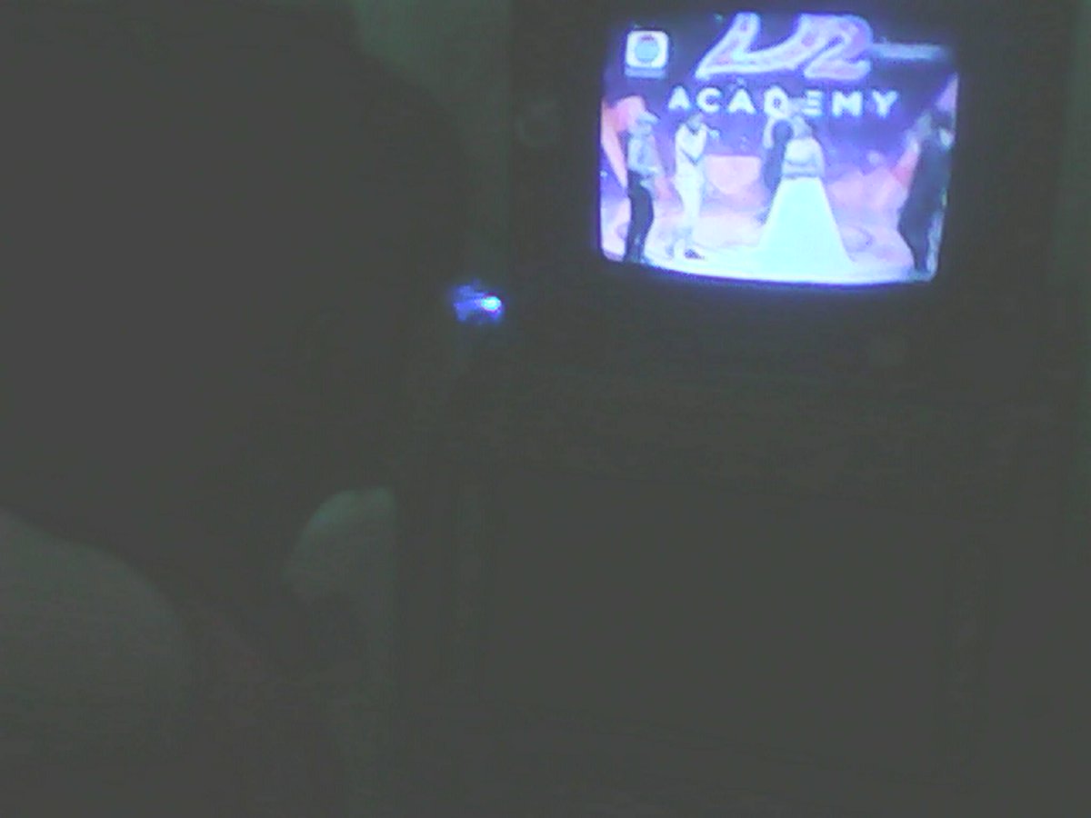 Waw keren@IndosiarID #DAcademy2 suka nont sendiri