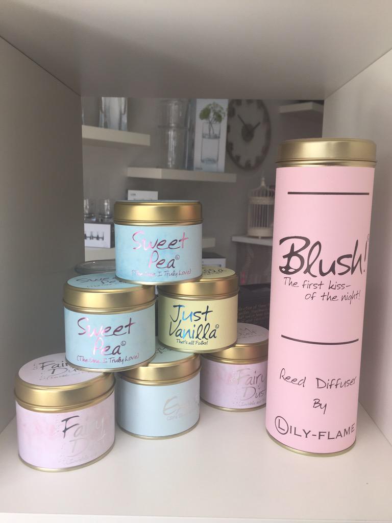 How fun are these gorgeous lilyflame candles?! Perfect to bring us into spring...