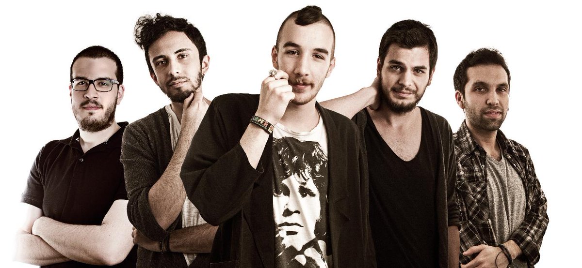 zeglence's tweet photo. Motto, 00:30'da Hayal Kahvesi Beyoğlu'nda. @mottoband @teddypickers @canbuyukbas http://t.co/JZQ05MbZ7b