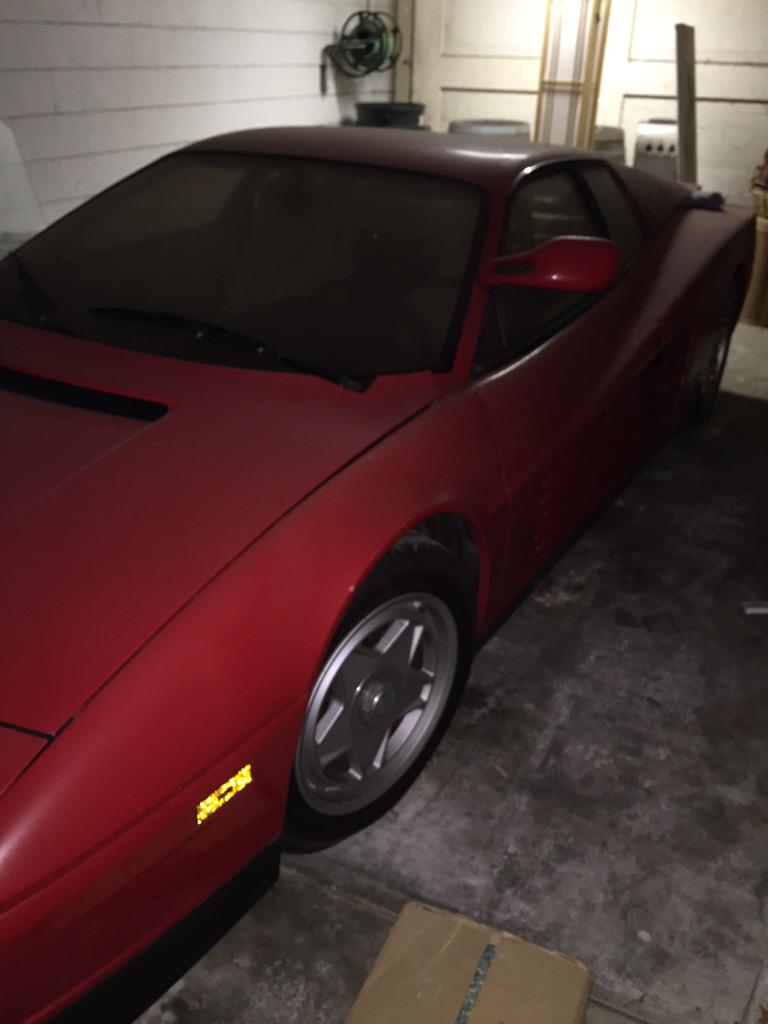 _codeblue's tweet photo. So I went to a house party the other night at a house that someone was borrowing, and came across this #ferrari http://t.co/E7JrPXMBRl
