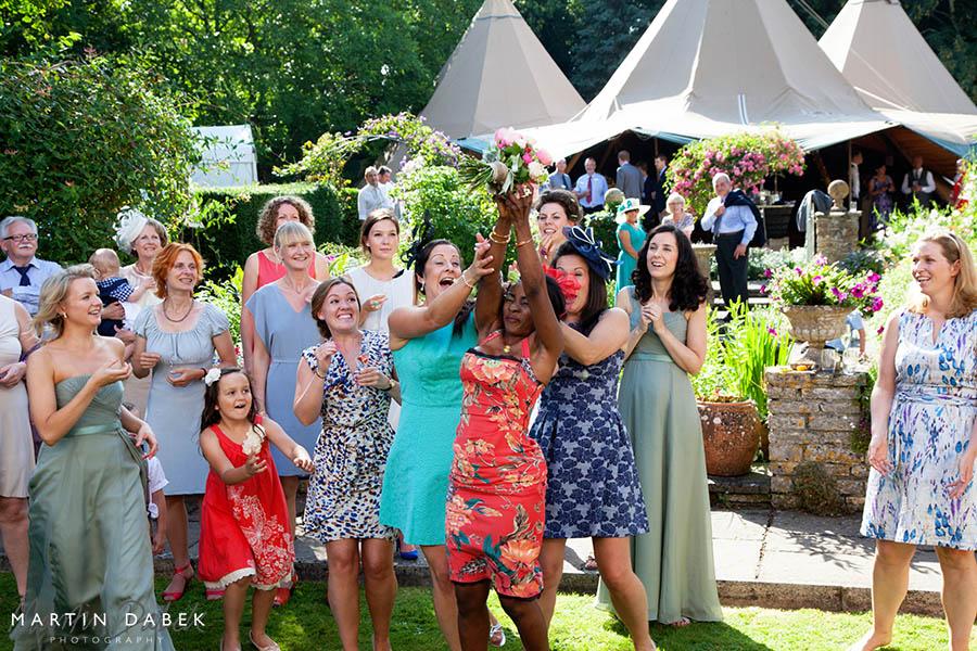 martindabek's tweet photo. V&amp;J tipi wedding at last on my blog with @KathrynB_makeup @SassiHolford @mjt72 @TheWildeBunch 
http://t.co/P8IsSbXPgr http://t.co/7wAyXC4tSK