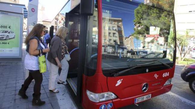 Elda estrena nueva web de transporte urbano tinyurl.com/nalofpw