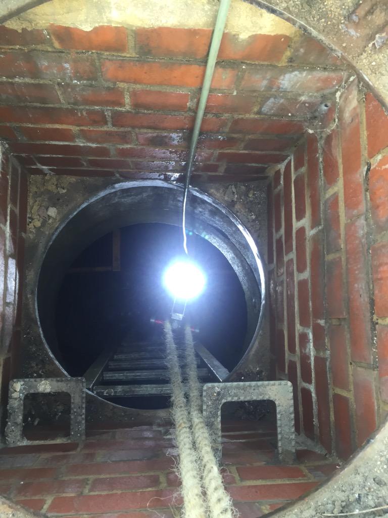 pipe_view's tweet photo. @AMINDUSTRIALUK refurbished &amp; serviced midi crawler is back out and working hard! Thanks for the quick turnaround http://t.co/wjMn2M5Ma7