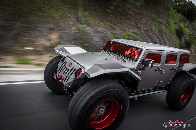 CamoK5's tweet photo. "@LenosGarage: It’s not a grill… it’s not a bumper… it’s a #grumper? #JLG http://t.co/S9K2JcY2t4 http://t.co/ZXaj49Nmas"awesome cool