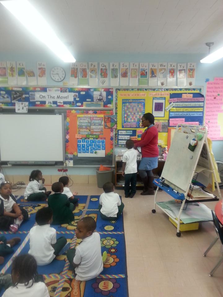 @Empowering262 Pre-k engaged in morning meeting. We build character. #powerup262