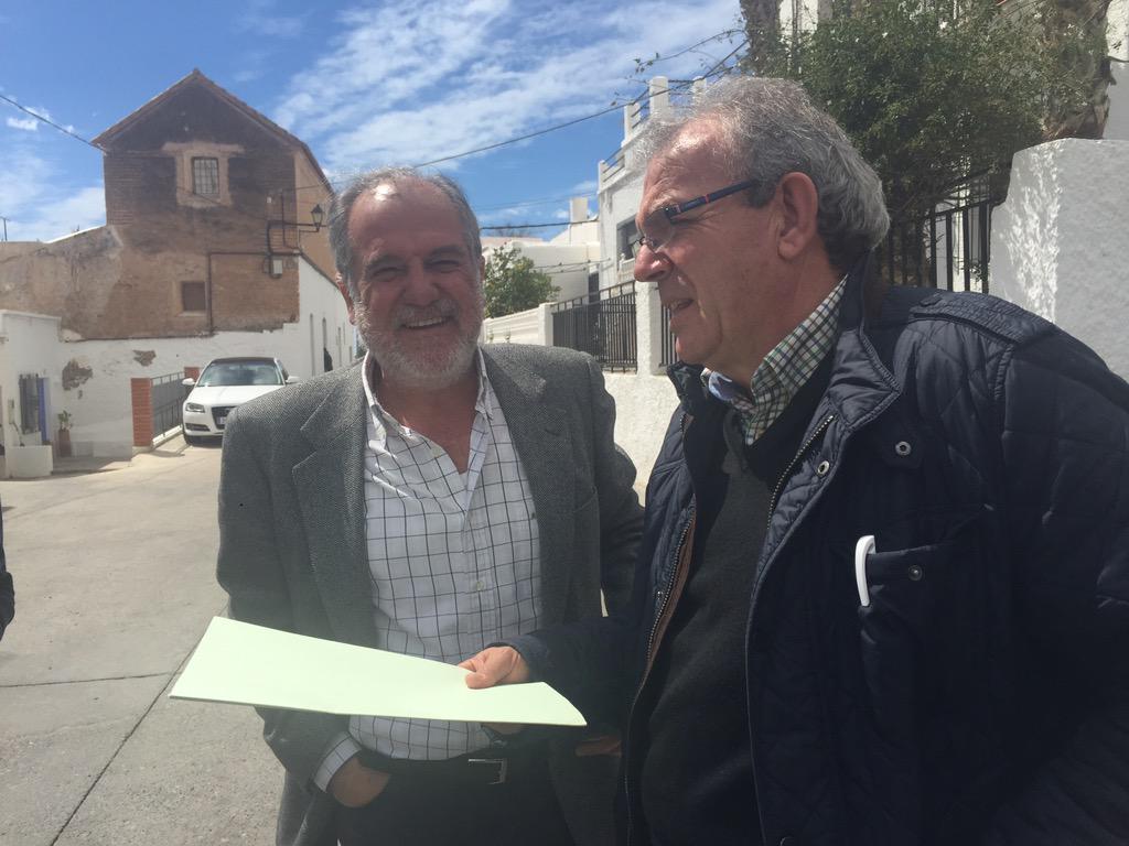 Gran día y celebraciones, aprobamos por unanimidad en #PlenoVicar otorgar el nombre de PABELLON MUNICIPAL JOSE CANO