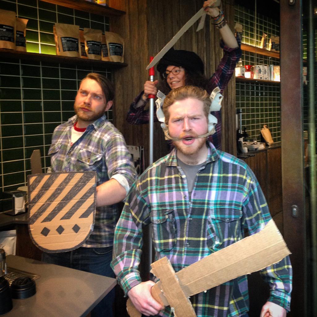 PICDOCASA's tweet image. Department Piccadilly on route to Windhelm on a quest for dragon soul enchanted tamper !