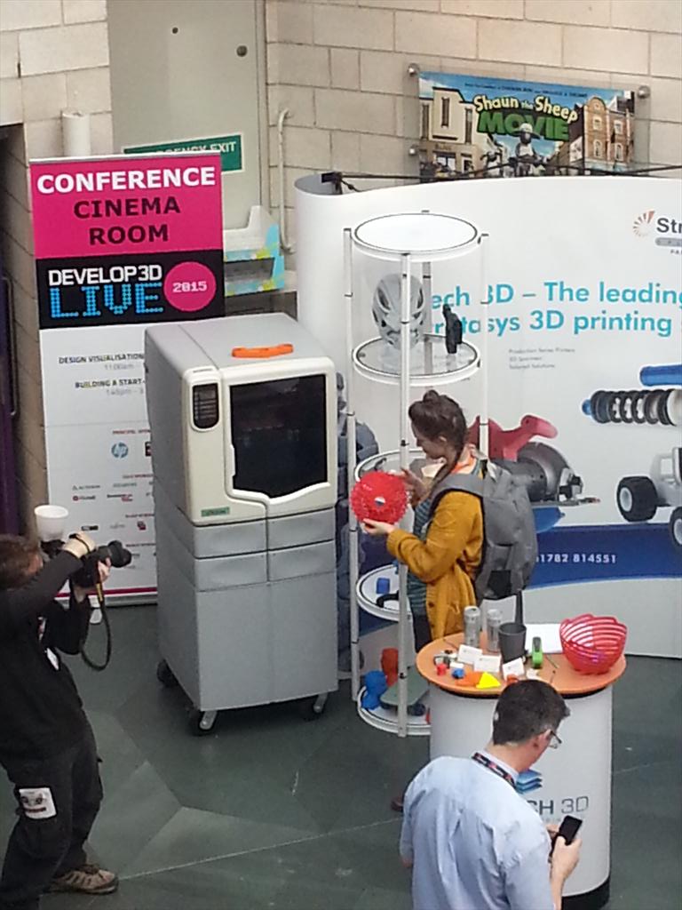 Makertribe_ltd's tweet image. @_riut bag spotted #Develop3DLive
