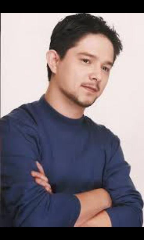 Jm_Star16's tweet photo. Gwapo :) #kiko #redsternberg http://t.co/Uy2fSj6wdH